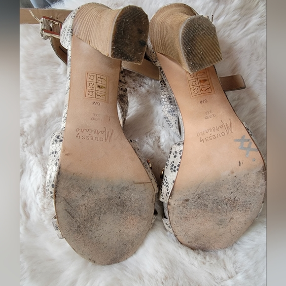 Guess by Marciano shoes - Picture 4 of 5